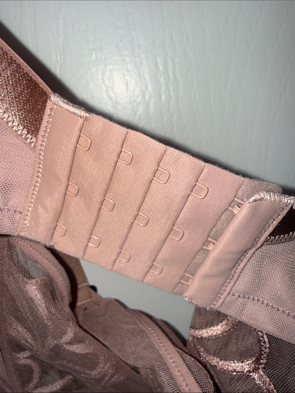 Paramour Rose Taupe Embroidered Underwire Bra - 42D - Picture 3 of 3